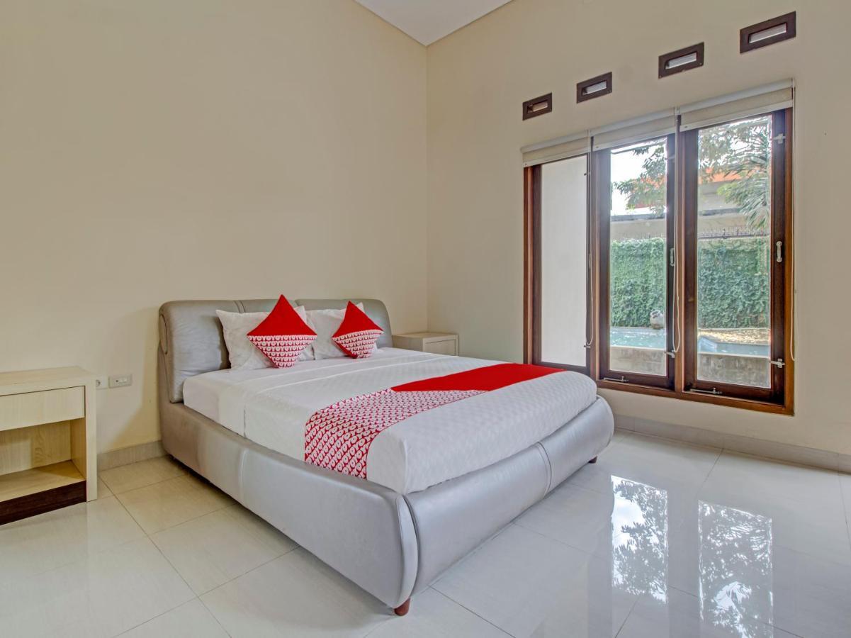 Oyo 89997 Hotel Bumi Kedaton Waterpark Bandar Lampung Exterior foto